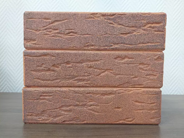 Кирпич лицевой Воротынск М150 1,0НФ красный графит руст (утолщ. лиц. стенка) купить в "Строй-Ресурсе"